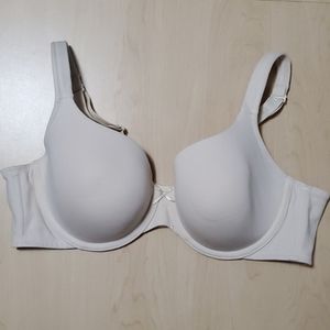 Cacique lightly lined t-shirt bra